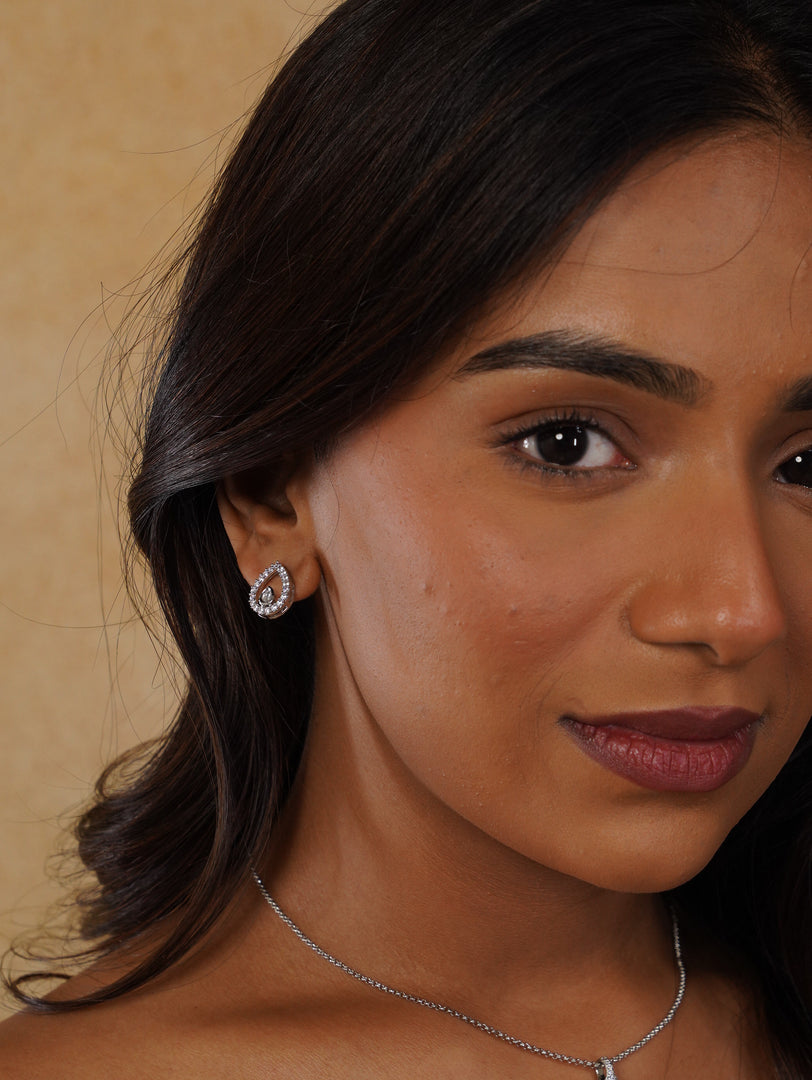 Oval Shaped Zircon Pendant With Earrings