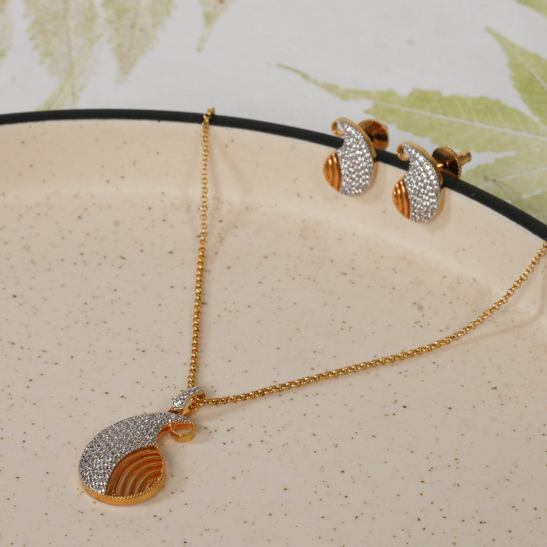 Zircon Stone Peacock Shaped Gold Plated Necklace With Earrings