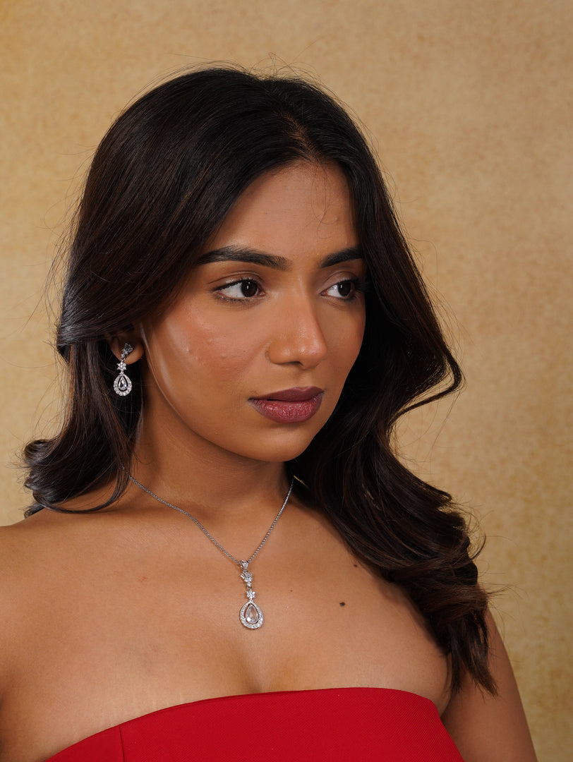 Oval Shaped Silver Zircon Pendant Necklace With Earrings