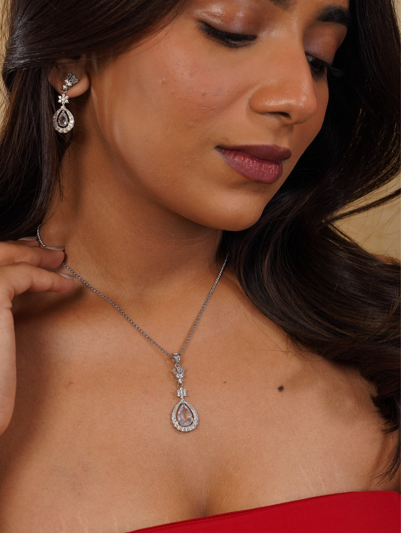 Vihaan Luxe Adornments