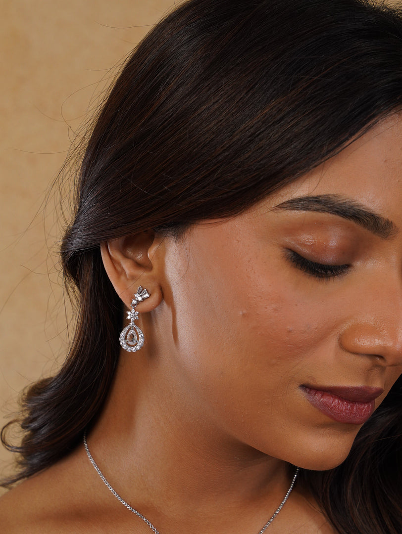 Oval Shaped Silver Zircon Pendant Necklace With Earrings