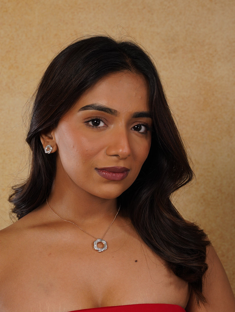 Eternal Loop Necklace With Earrings