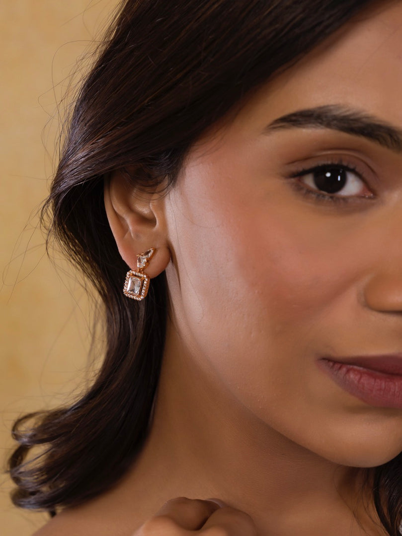 Vihaan Elegance: Rose Gold Sparkle