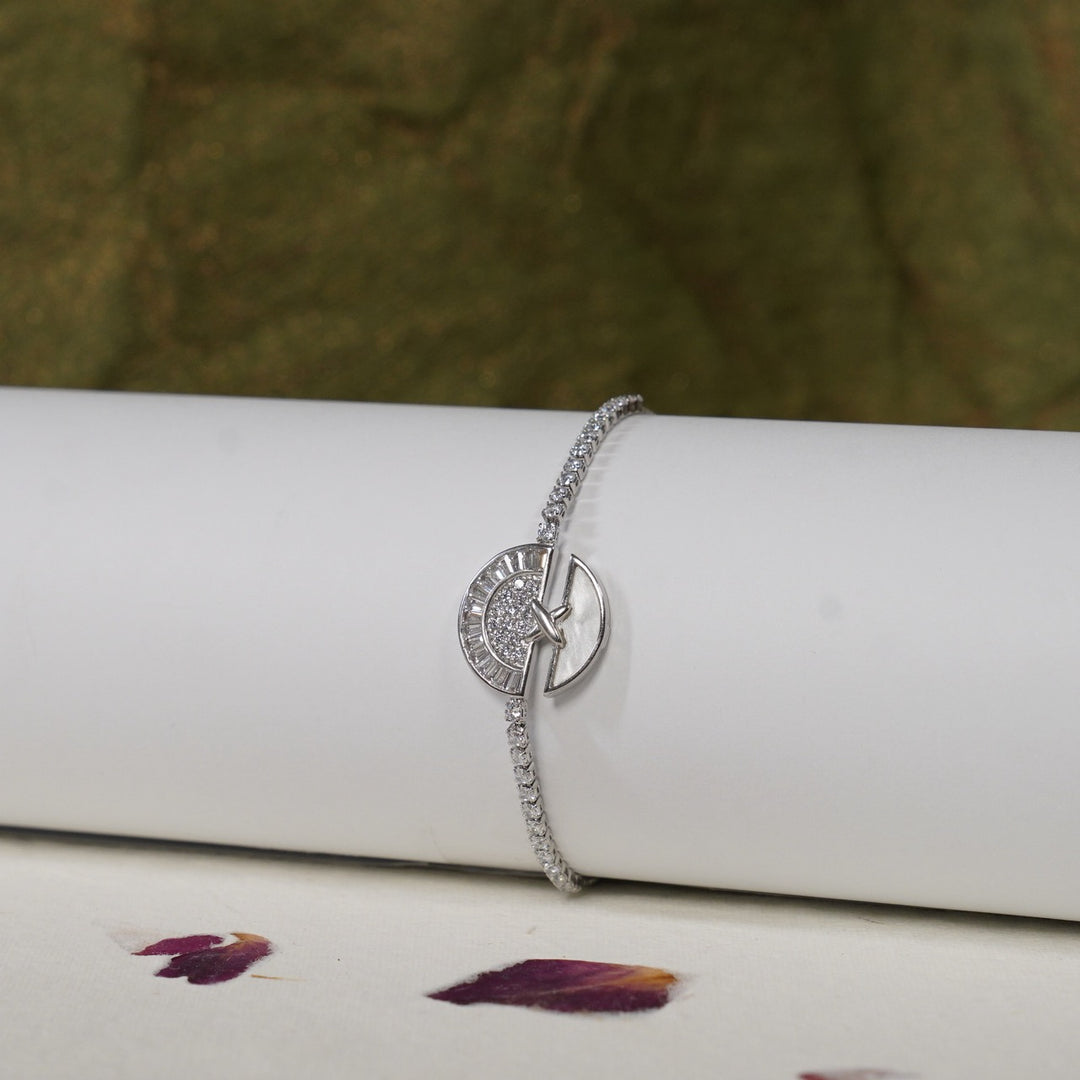 Vihaan Eternal Love Bracelet