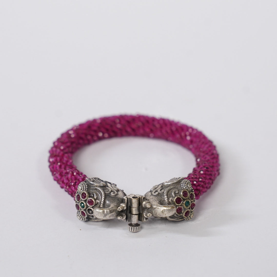 Verdant Trunk Elegance (Pink)