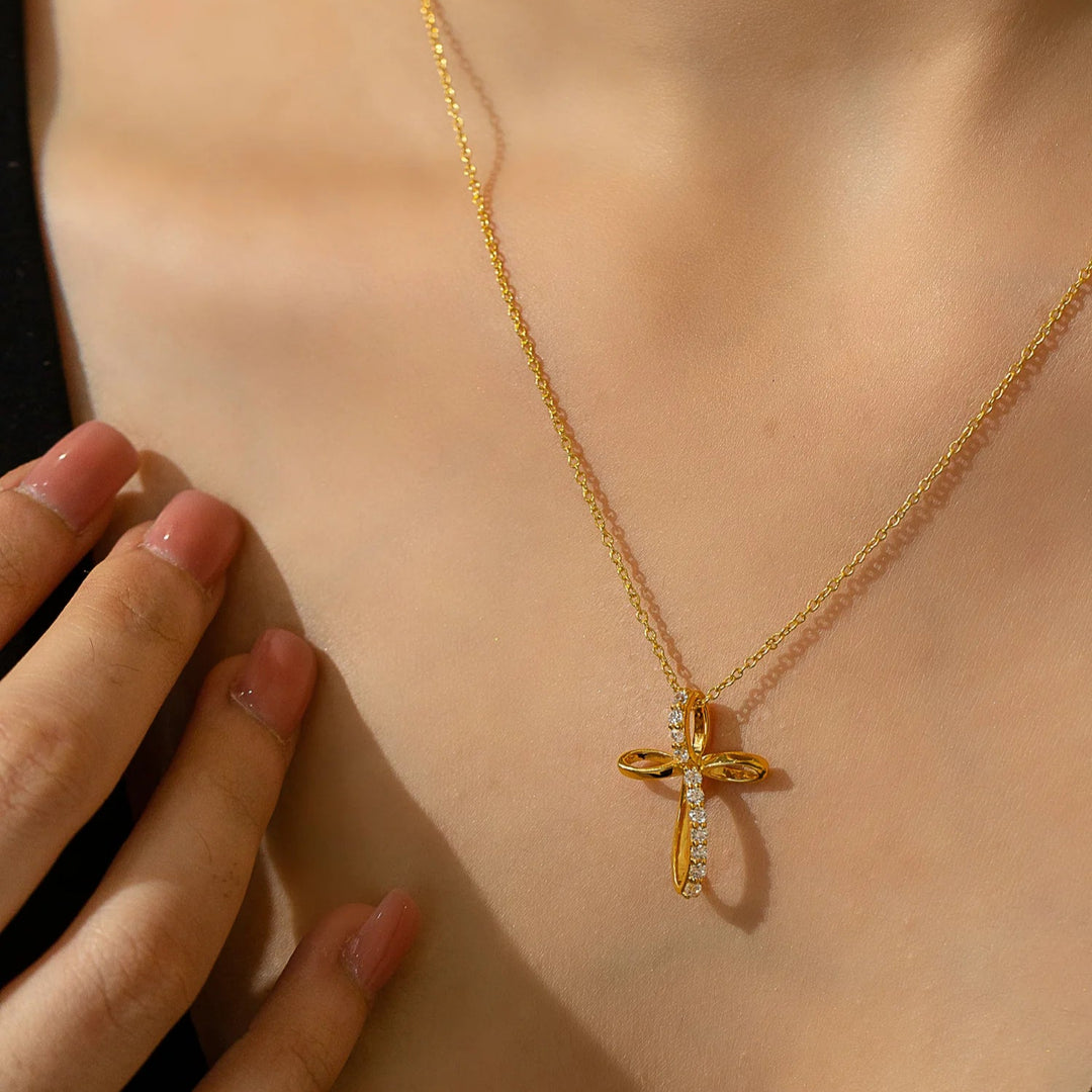 Infinity Necklace & 18K Gold Plated